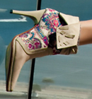 Alessandra Gold for Goka - Beatriz Melicio from MC2.<br />
