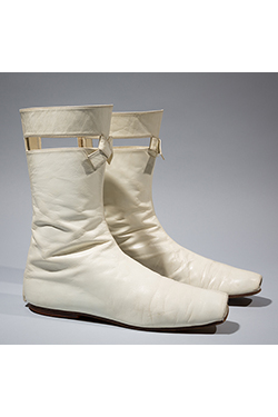 André Courrèges, boots, 1964, gift of Ruth Sublette. 77.183.2