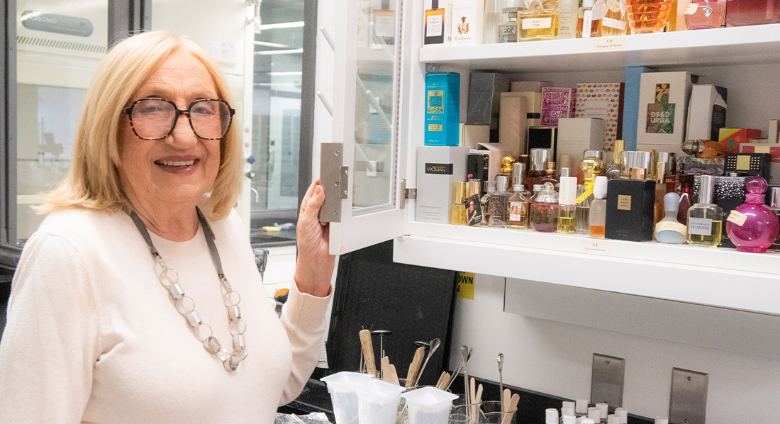 Virginia Bonofiglio, assistant professor and associate chair, Cosmetics and Fragrance Marketing, received the inaugural Inspiring Educator Award from industry association Cosmetic Executive Women.
