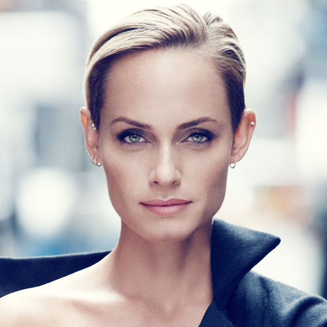 Amber Valletta